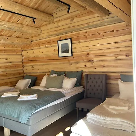 ファームステイ Fjelleventyret Gardsovernatting